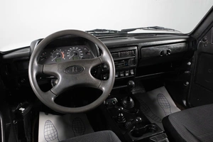 Внедорожник ВАЗ (LADA) Niva 2016 года, 599000 рублей, Сургут