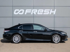 Седан Toyota Camry 2019 года, 2825000 рублей, Краснодар