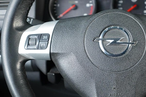 Минивэн Opel Zafira 2013 года, 959000 рублей, Тюмень