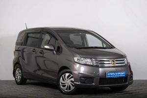 Минивэн Honda Freed 2013 года, 1299000 рублей, Томск