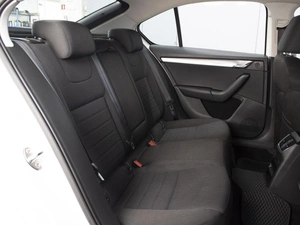 Лифтбек Skoda Octavia 2014 года, 1219000 рублей, Омск