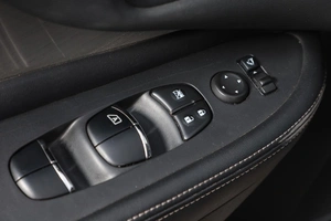 Внедорожник Nissan Murano 2017 года, 2899000 рублей, Новосибирск