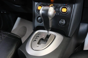 Внедорожник Nissan Qashqai 2007 года, 889000 рублей, Омск