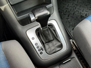 Хетчбэк Volkswagen Golf Plus 2008 года, 699000 рублей, Ижевск