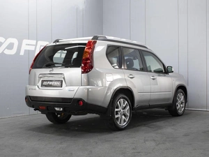 Внедорожник Nissan X-Trail 2010 года, 1270000 рублей, Омск