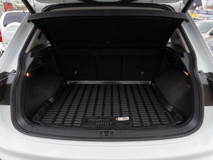 Внедорожник Volkswagen Tiguan 2018 года, 2299000 рублей, Саратов