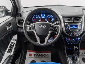 Седан Hyundai Solaris 2016 года, 1149000 рублей, Красноярск
