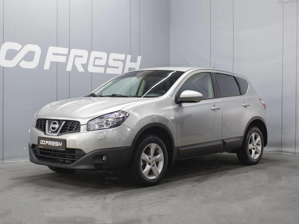 Внедорожник Nissan Qashqai 2011 года, 1060000 рублей, Омск