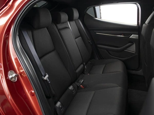 Хетчбэк Mazda 3 2022 года, 2250000 рублей, Омск