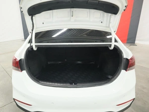 Седан Hyundai Solaris 2017 года, 1370000 рублей, Курск