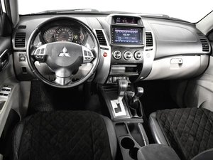 Внедорожник Mitsubishi Pajero Sport 2014 года, 1985900 рублей, Казань