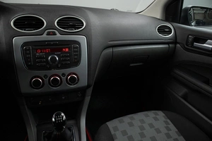 Седан Ford Focus 2007 года, 329000 рублей, Оренбург