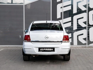 Седан Opel Astra 2014 года, 625000 рублей, Краснодар