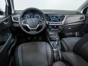 Седан Hyundai Solaris 2017 года, 1355000 рублей, Ставрополь