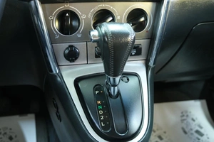Хетчбэк Toyota Matrix 2005 года, 599000 рублей, Омск