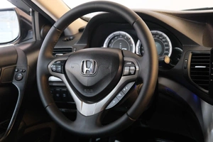 Седан Honda Accord 2008 года, 1269000 рублей, Омск