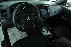 Внедорожник Mitsubishi Pajero 2009 года, 1699000 рублей, Омск