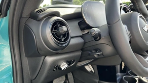 Кабриолет MINI Cooper S 2023 года, 5499000 рублей, Павловская Слобода