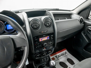 Внедорожник Renault Duster 2017 года, 1180000 рублей, Красноярск