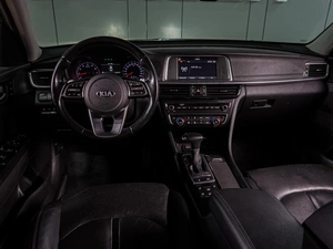 Седан Kia Optima 2018 года, 1349000 рублей, Воронеж