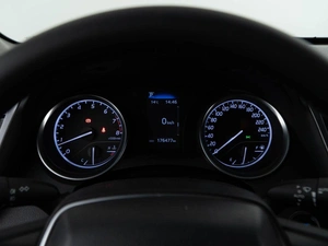 Седан Toyota Camry 2022 года, 2697055 рублей, Москва