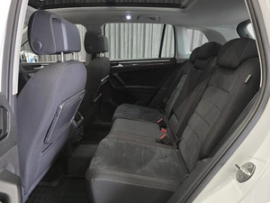 Внедорожник Volkswagen Tiguan 2017 года, 2199000 рублей, Красноярск