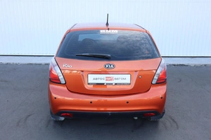 Хэтчбек Kia Rio 2011 года, 650000 рублей, Брянск