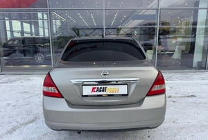 Седан Nissan Tiida 2006 года, 300000 рублей, Солонцы