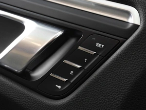 Внедорожник Porsche Macan 2018 года, 4280000 рублей, Тюмень
