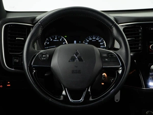Внедорожник Mitsubishi Outlander 2021 года, 2593055 рублей, Москва