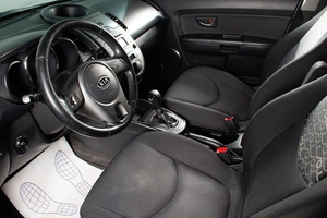 Хетчбэк Kia Soul 2011 года, 899000 рублей, Сургут