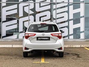 Хетчбэк Toyota Vitz 2019 года, 968070 рублей, Краснодар