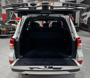 Внедорожник Toyota Land Cruiser 2016 года, 6400000 рублей, Красноярск