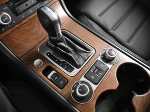 Внедорожник Volkswagen Touareg 2015 года, 3319000 рублей, Ростов-на-Дону