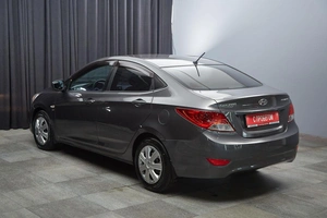 Седан Hyundai Solaris 2011 года, 799000 рублей, Красноярск