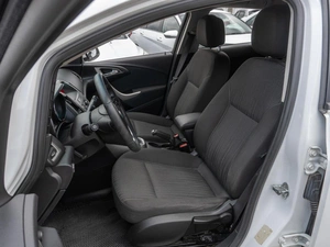 Хетчбэк Opel Astra 2012 года, 819000 рублей, Саратов
