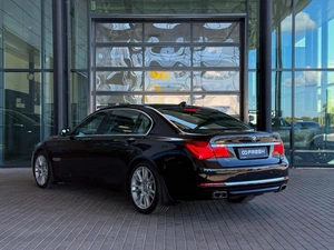 Седан BMW 7 серия 2015 года, 1999000 рублей, Уфа