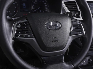 Седан Hyundai Solaris 2018 года, 1219000 рублей, Ростов-на-Дону