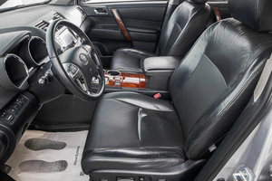 Внедорожник Toyota Highlander 2013 года, 2139000 рублей, Барнаул