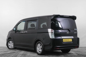 Минивэн Honda Stepwgn Spada 2011 года, 1299000 рублей, Кемерово