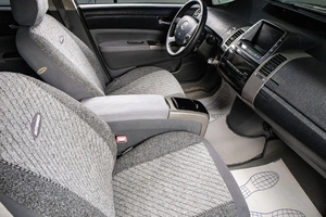 Лифтбек Toyota Prius 2009 года, 859000 рублей, Сургут