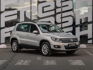 Внедорожник Volkswagen Tiguan 2015 года, 1169000 рублей, Краснодар