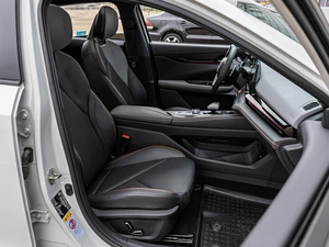 Лифтбек Changan UNI-V 2023 года, 2525000 рублей, Краснодар