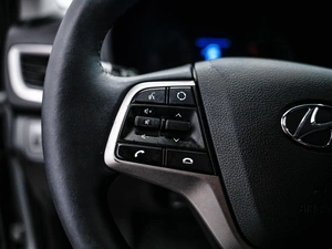 Седан Hyundai Solaris 2017 года, 1229000 рублей, Красноярск