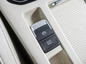 Седан Volkswagen Passat 2017 года, 2349000 рублей, Воронеж