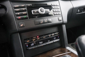 Седан Mercedes-benz E-класс 2011 года, 1499000 рублей, Красноярск