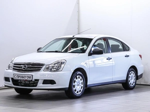 Седан Nissan Almera 2013 года, 629000 рублей, Красноярск