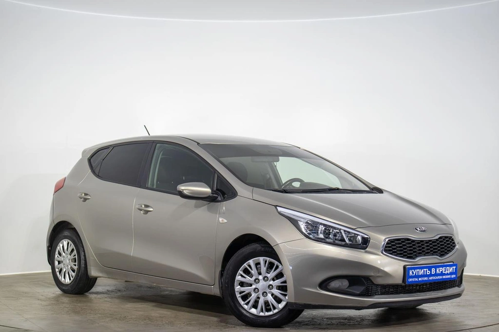Хетчбэк Kia Ceed 2014 года, 949000 рублей, Оренбург