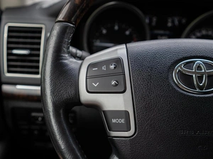 Внедорожник Toyota Land Cruiser 2015 года, 4899000 рублей, Большой Сочи