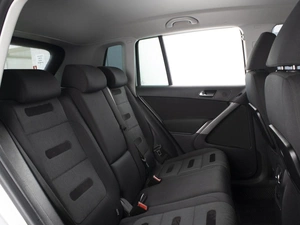 Внедорожник Volkswagen Tiguan 2009 года, 985000 рублей, Омск